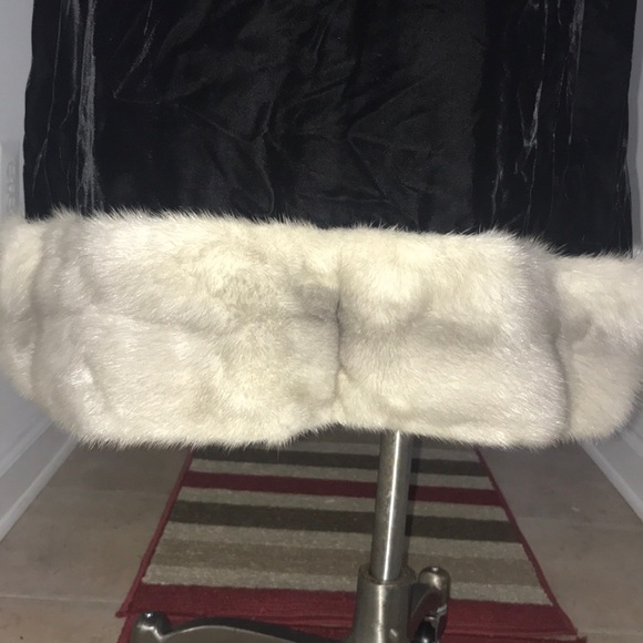 Vintage Gale Mitchell Black Velvet Mink Maxi 😱❤️ - Picture 8 of 8